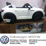 VW-Arteon-Lisensi-mainan-mobil-aki-putih-4