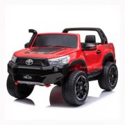 Toyota-hilux-red